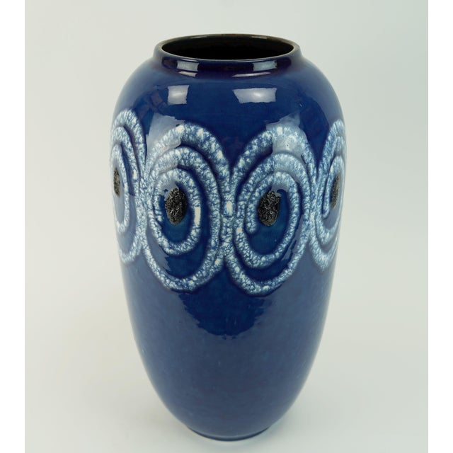Mid-Century Fat Lava Ceramic Model No. 546-41 Vase with Blue White Swirl Pattern from Scheurich Keramik, 1960s For Sale - Image 4 of 10