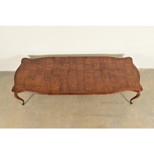1980s Henredon French Provincial Louis XV Carved Walnut Extension Dining Table With Parquet Top For Sale - Image 5 of 15