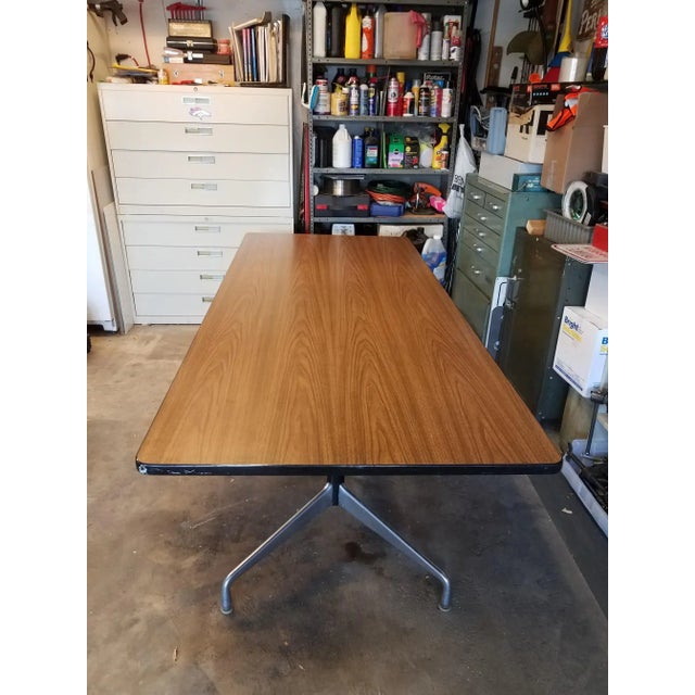 1970s Mid-Century Modern Segmented Aluminum Group Dining Table by Charles Eames For Sale - Image 5 of 8