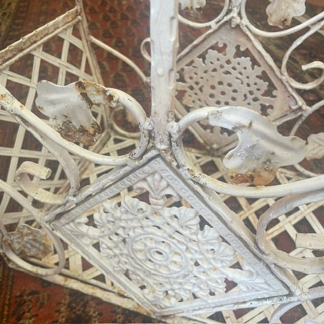 White Vintage Victorian French Style White Iron / Lattice Rectangle Basket W/ Leaves/Tiles & Fixed Handle For Sale - Image 8 of 18