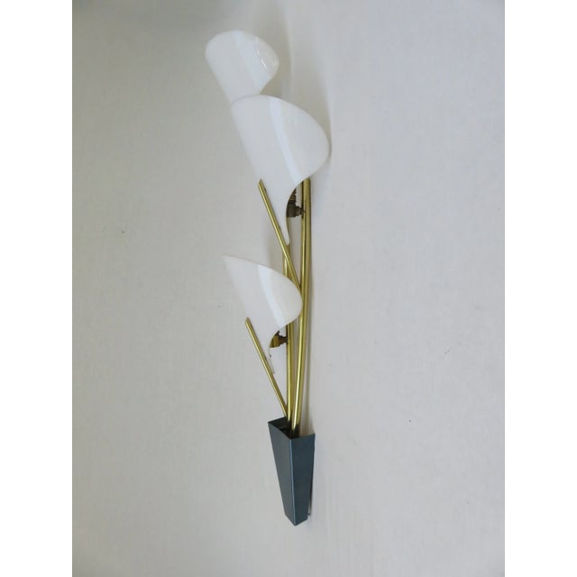 Large Italian Brass &amp; White Acrylic Glass Wall Lights, 1950s, Set of 2 For Sale - Image 6 of 18