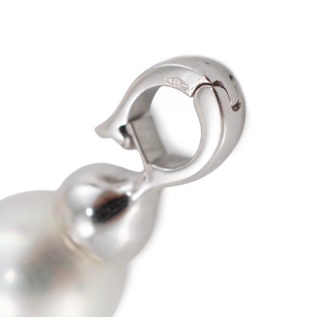 Metal 14k White Gold Graduated White Sea Pearl Strand Bead Chain Necklace For Sale - Image 7 of 8