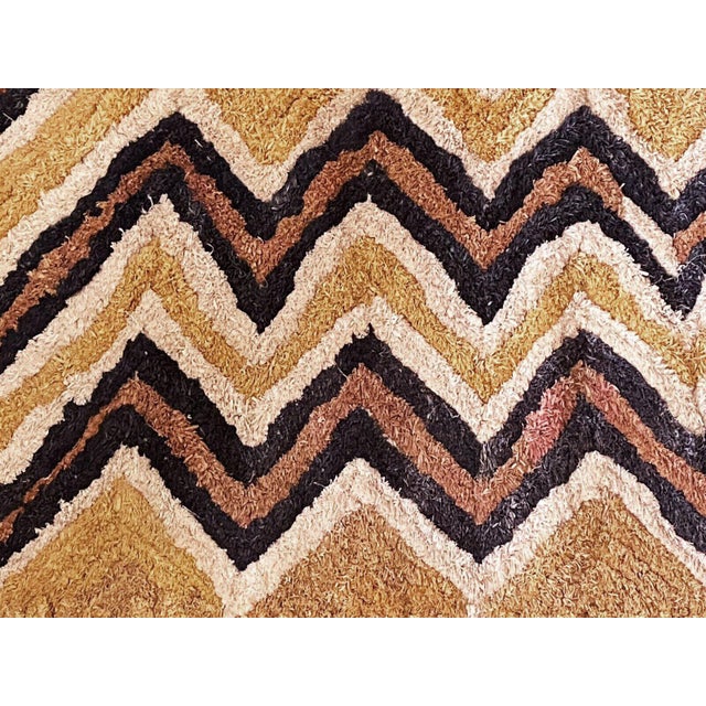 1980s Vintage African Kuba Kasai Velvet Raffia Textile Zaire 21 "By 24" For Sale - Image 5 of 8