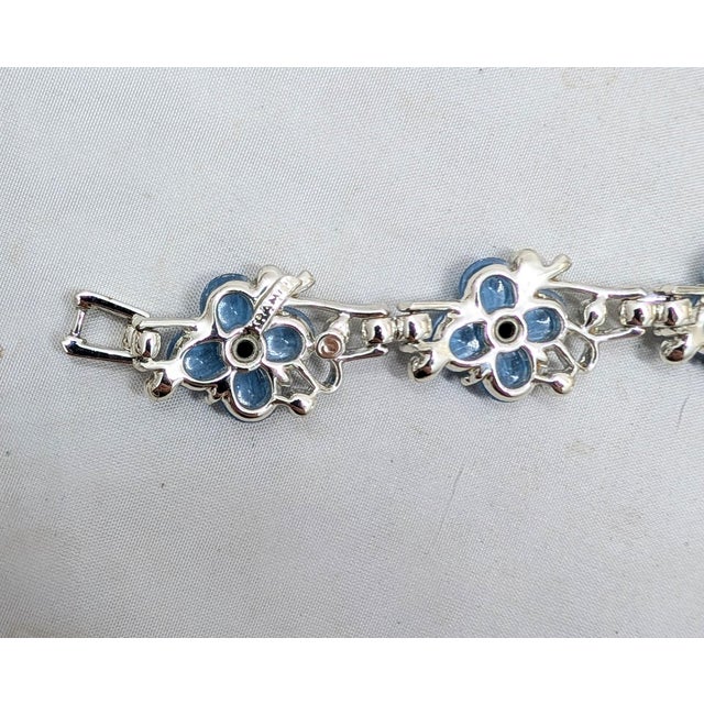 Metal Vintage 1950s Signed Kramer Rhodium Plated Blue Glass Flowers & Clear Rhinestone Bracelet For Sale - Image 7 of 8