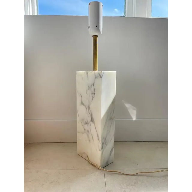 Metal Monolithic Elizabeth Kauffer Statuary Marble Table Lamp for Nessen Studio Unmarked, 1950s For Sale - Image 7 of 11
