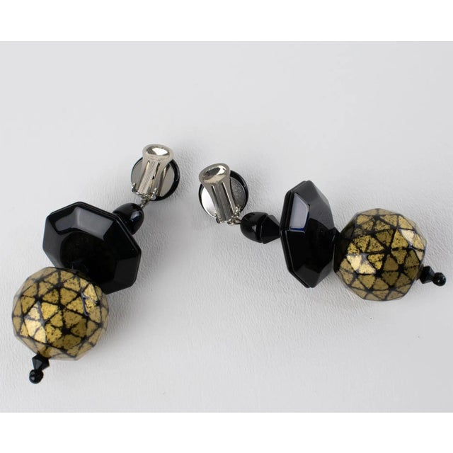 2000 - 2009 Angela Caputi Black and Gold Resin Dangle Clip-on Earrings For Sale - Image 5 of 8