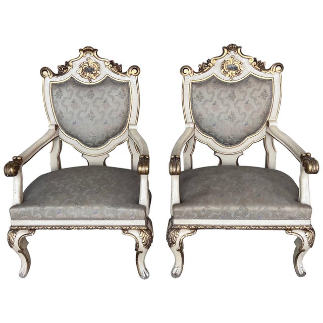 Pair of Venetian Hand Painted Armchairs in White Antique Painting and Giltwood For Sale - Image 15 of 18