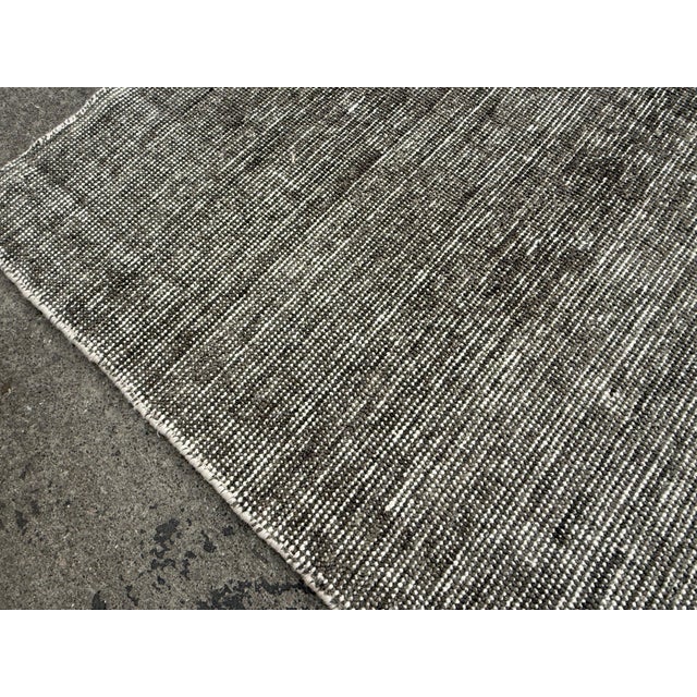 Loloi Rugs 7ft 10in × 9ft 8in Loloi Villa Area Rug, Slate For Sale - Image 4 of 12