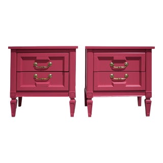 1970s Pair of Transitional Nightstands Vaughan of Virginia - Newly Painted For Sale