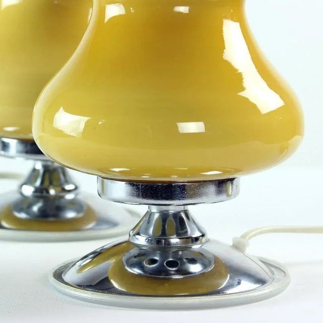 Table Lamps in Cream Opaline & Chrome, Bulgaria, 1960s, Set of 2 For Sale - Image 6 of 13