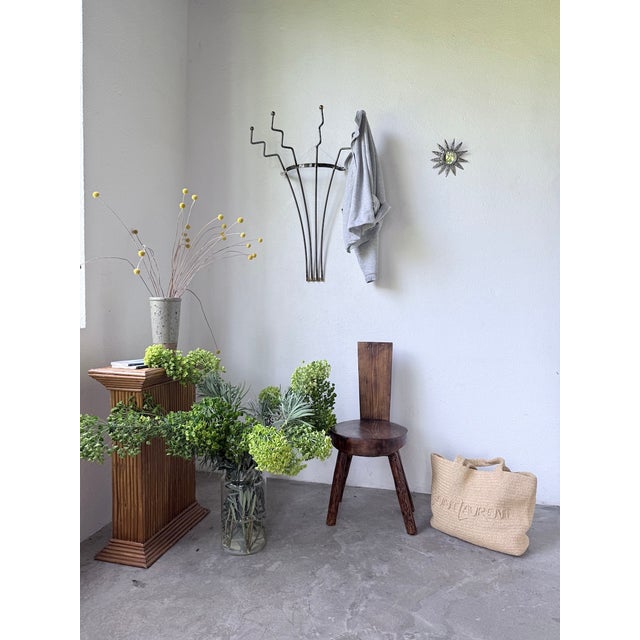 1960s Zigzag Wall-Mounted Coat Rack in Metal and Brass, 1960s For Sale - Image 5 of 18