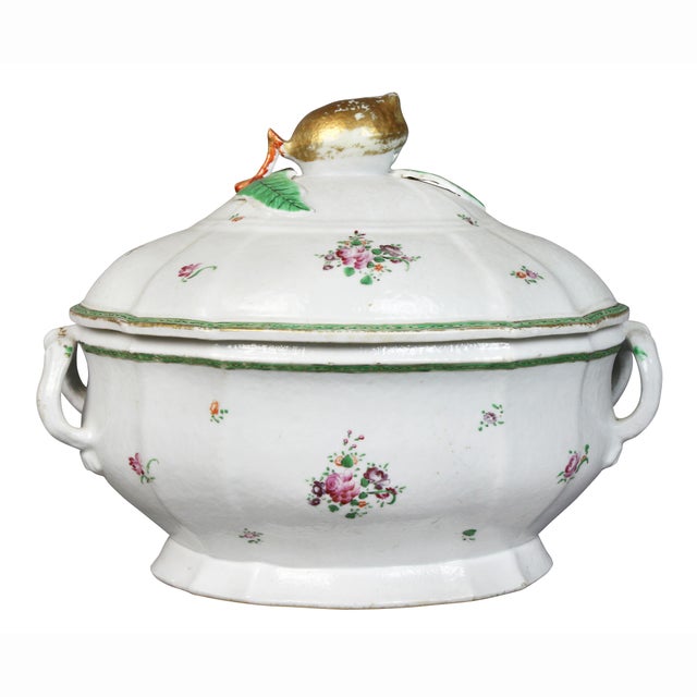Chinese Chinese Export Porcelain Soup Tureen For Sale - Image 3 of 11