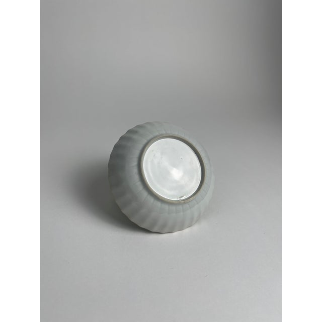 18th Century Chinese Export 18th Century Floral Saucer For Sale - Image 5 of 5