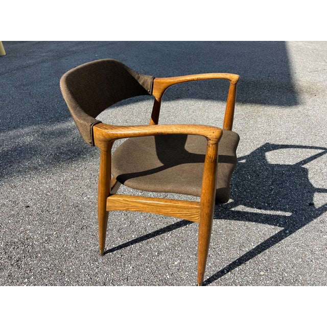 1950s Vintage Attributed to Gunlocke Chair Co. in Walnut For Sale - Image 10 of 13