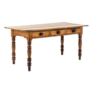 Pine Farmhouse Table, 19th Century For Sale