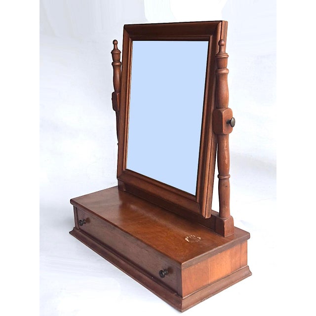 Chestnut 1960s Vintage Ethan Allen Baumritter Shaving/Cheval/Vanity Mirror For Sale - Image 8 of 17