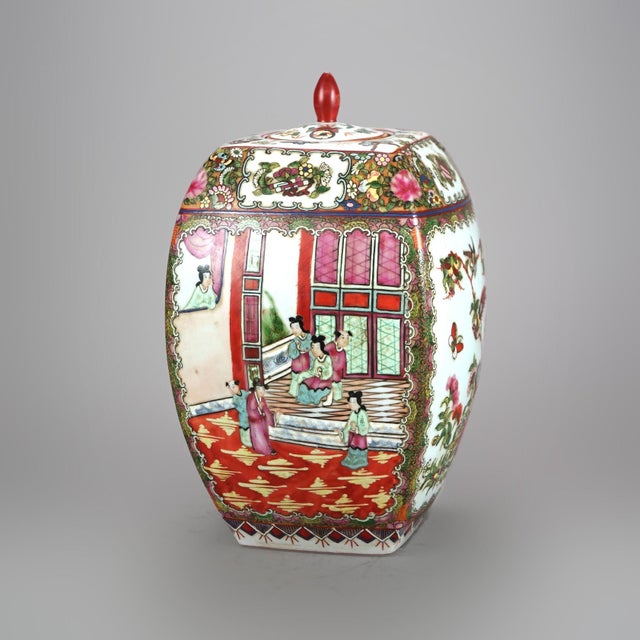 Early 20th Century Early 20th Century Chinese Rose Medallion Enameled Porcelain Lidded Urn For Sale - Image 5 of 8