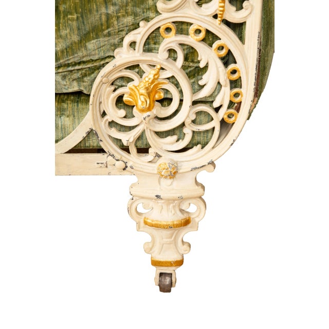 Traditional Belle Époque French Gilded Iron Daybed, 19th Century For Sale - Image 3 of 9