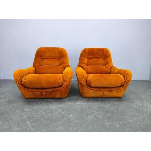Space Age Italian Lounge Chairs in Orange Upholstery, 1970s, Set of 2 For Sale - Image 3 of 18