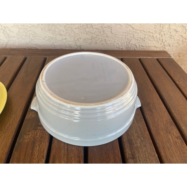 Ceramic Art Deco Hall Ge Refrigerator Ware 2 Quart Yellow and Gray Covered Casserole Dish For Sale - Image 7 of 7