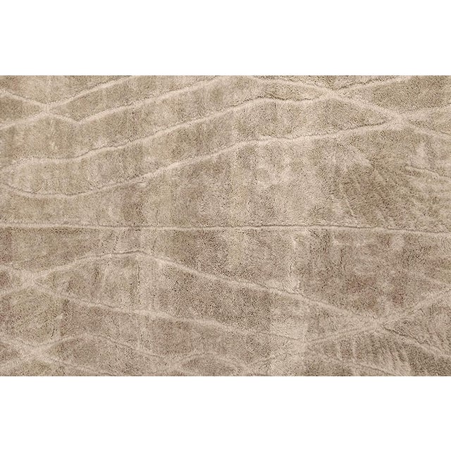 Contemporary Organic Veined Monochrome Hand-Knotted Moroccan Wool Rug | 9'11" X 7'1" | One of a Kind For Sale - Image 3 of 8