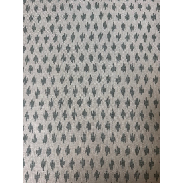 Traditional 3 1/2 Yards Penny Morrison Anni Linen Fabric in Duck For Sale - Image 3 of 5