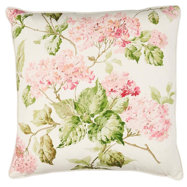 Contemporary Schumacher Summer Hydrangea Pillow 22" x 22" in Blush For Sale - Image 3 of 3