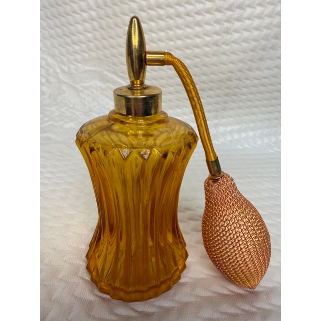 Art Deco 1930s Depression Glass Beautiful Grooves on Glass Perfume Decanter For Sale - Image 3 of 6