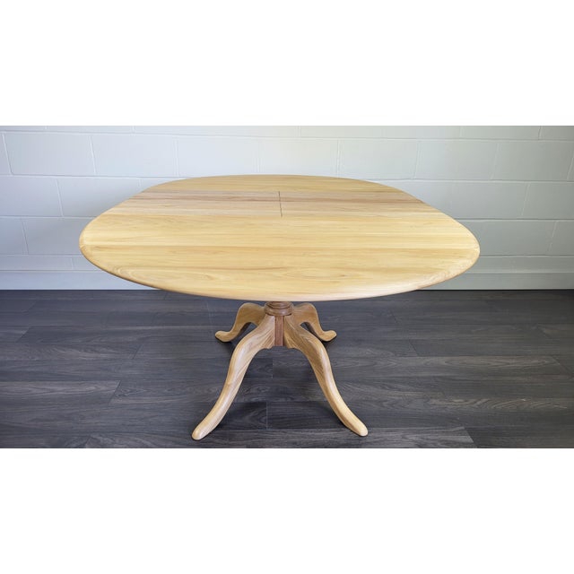 Chester Extendable Pedestal Dining Table from Ercol, 2000s For Sale - Image 6 of 18