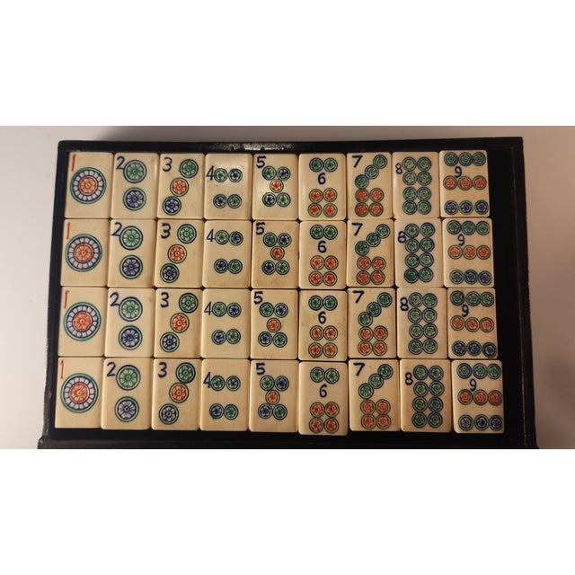 Beautiful Bamboo-and-Bone Mahjong Set in a Black Lacquer Box With Mother of Pearl For Sale - Image 10 of 17