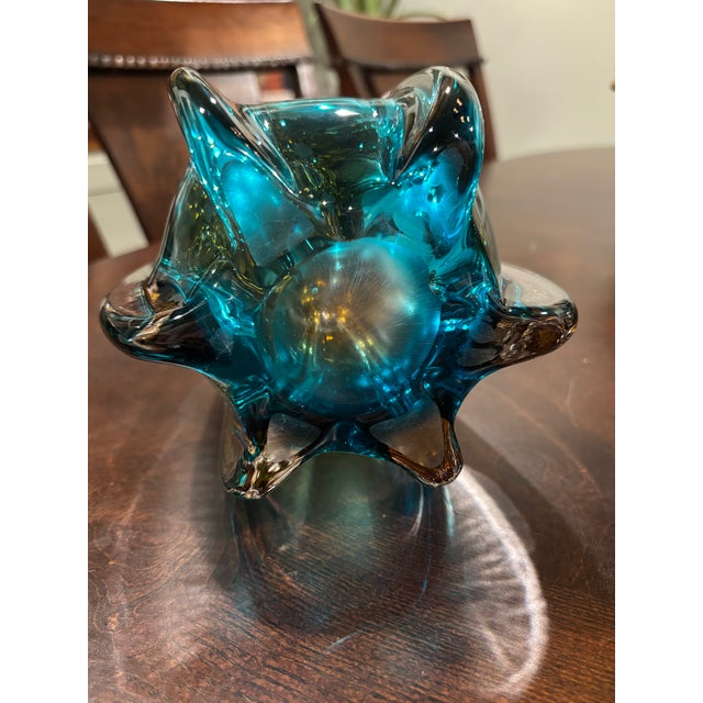 Vintage Murano-Style Tri-Color Hand-Blown Art Glass Vase | 9” H For Sale - Image 10 of 15