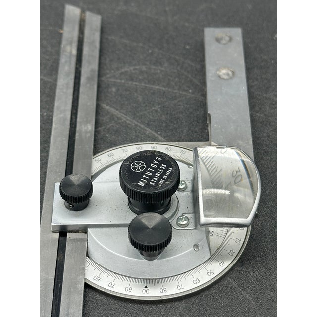 Series 187 Universal Bevel Protractor from Mitutoyo, 1950s For Sale - Image 9 of 12