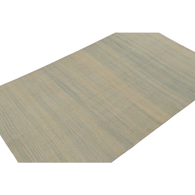 Handwoven in wool, this contemporary 6x10 kilim rug by Rug & Kilim is made in a modern ‘paddle weave’ flatweave style. On...