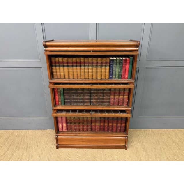 Walnut Stacking Bookcase from Globe Wernicke, 1910 For Sale - Image 13 of 17