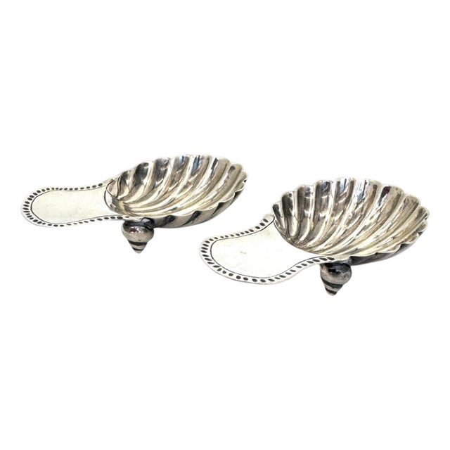 Pair 1893 English Silver Plated Shell-Form Tea Caddy Spoons, Shell Feet For Sale