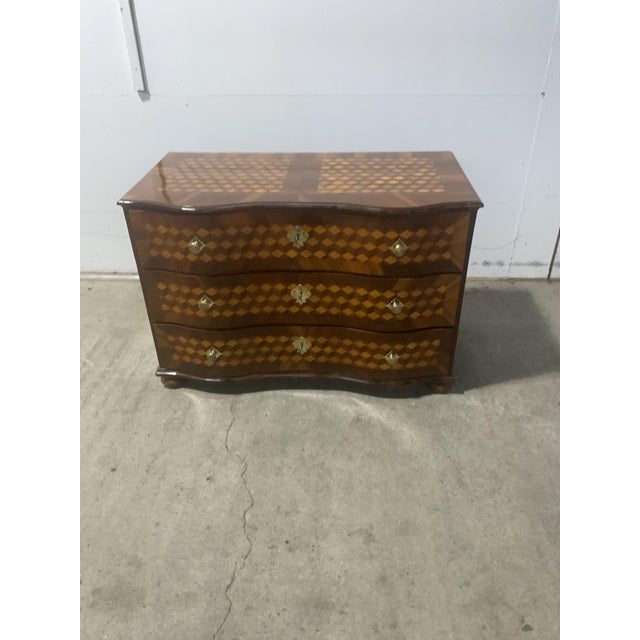 Baroque Chest of Drawers in Walnut with Marquetry, 1760s For Sale - Image 15 of 17