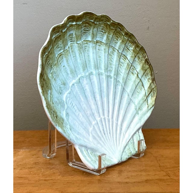 Vintage French Scallop Shell Ceramic Dish For Sale In West Palm - Image 6 of 15