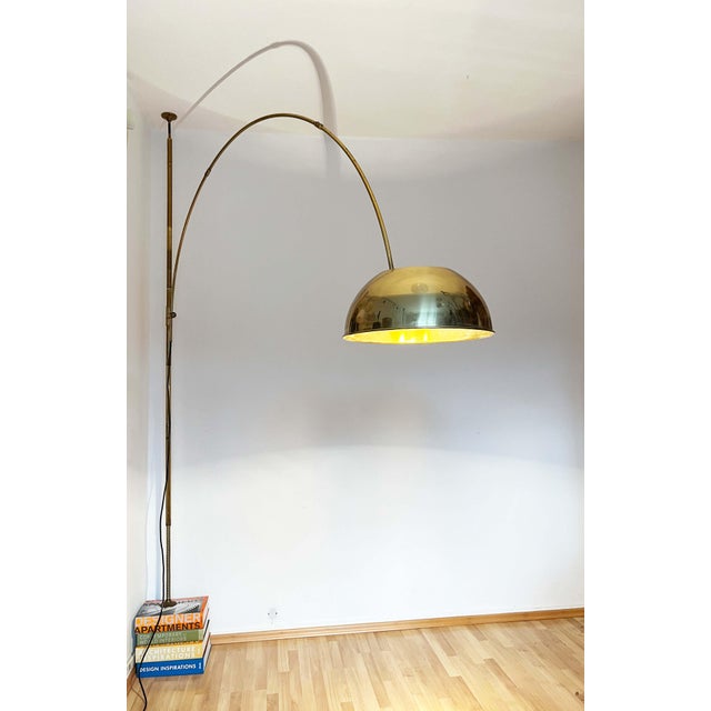Vintage Postmodern German Brass Boca Arc Floor Lamp with Clamping Rod attributed to Florian Schulz, 1970s For Sale - Image 4 of 18