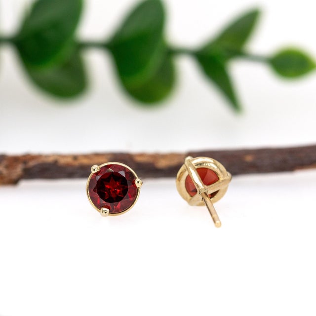 Timeless Round 6mm Red Garnet Martini Studs in Solid 14k Gold-Set of 2 For Sale In Columbus - Image 6 of 7