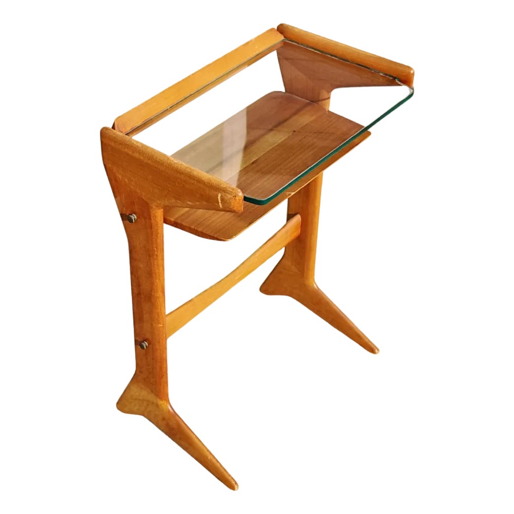 Mid-Century Modern Model No. 360 Side Table attributed to Ico Parisi ...