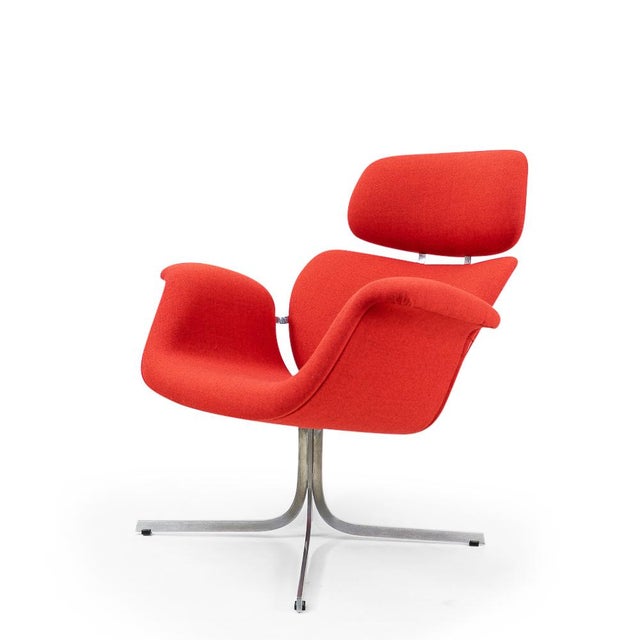 Reupholstered in the original fabric by de Ploeg. I have official proof of authenticity such as vintage catalogs, designer...