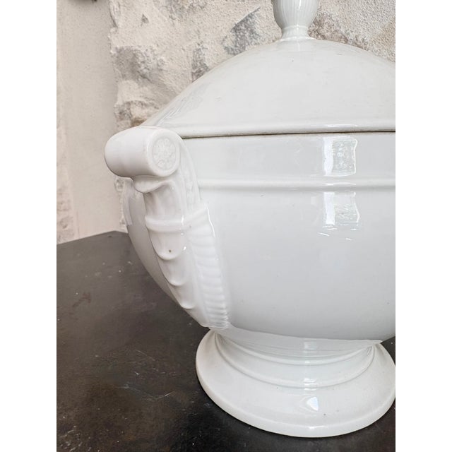 Antique French White Porcelain Soup Tureen With Pinecone Finial For Sale - Image 9 of 11