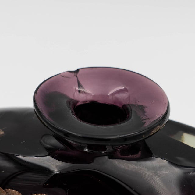 1970s Hand-Blown Art Glass Perfume Bottle For Sale In New York - Image 6 of 8