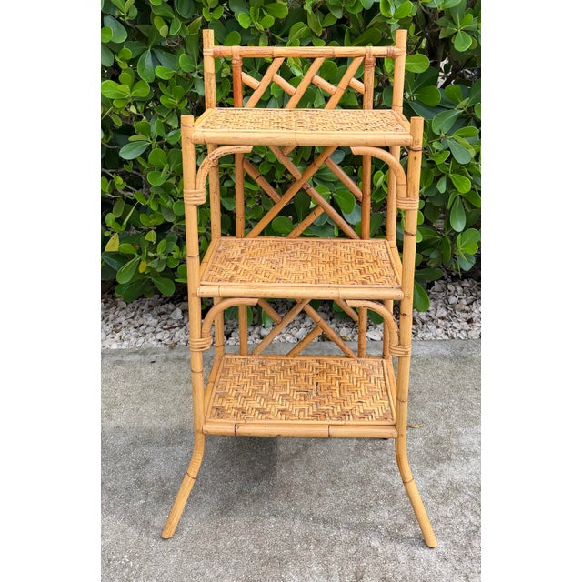 Vintage Fretwork Bamboo & Rattan Étagère For Sale In Naples, FL - Image 6 of 12