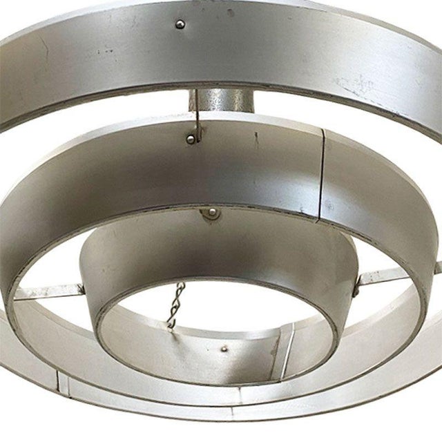 Silver 1950s Mid-Century Modern "Saturn" Ceiling Aluminum 19" Pendant by Kurt Versen, Pair For Sale - Image 8 of 8