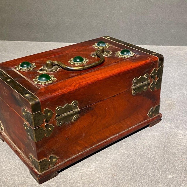 Chinoiserie Rosewood Jewelry Box With Brass Mounts & Jade Cabochons – Chinoiserie Decor For Sale - Image 3 of 10