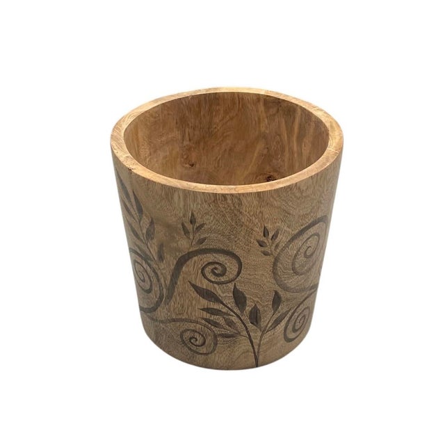 Vintage Mid-Century Hand-Carved Teakwood Cache Pot – Etched Botanical Vine Motif For Sale In West Palm - Image 6 of 12