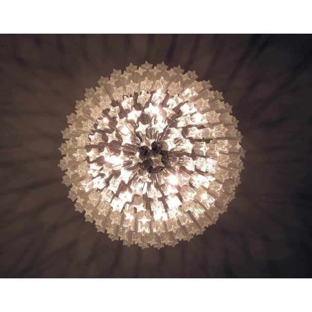 Antique White Contemporary Quadriedri Murano Glass Chandelier, 163 Crystal Prisms Quadriedri Scadute For Sale - Image 8 of 12