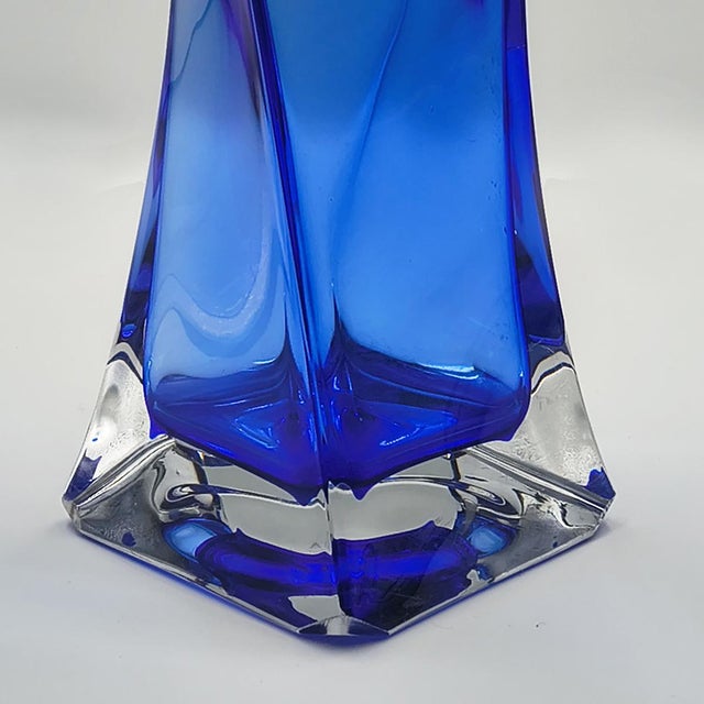 Mid-Century Murano Cobalt Blue Sommerso Helix Twist Glass Vase, 1970s For Sale - Image 9 of 9