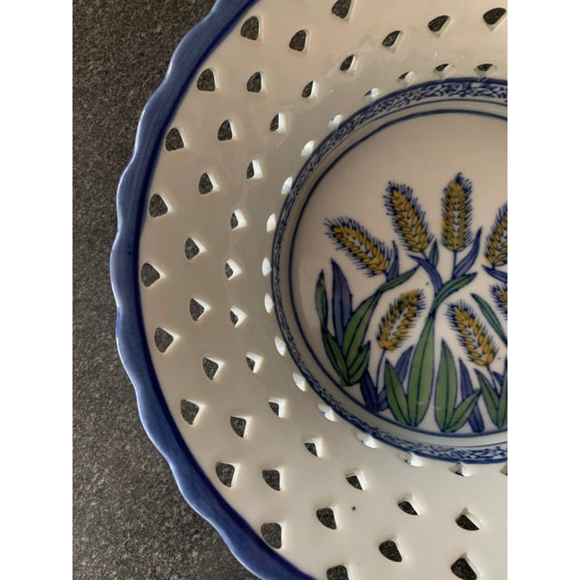 Mid 20th Century Vintage Chinoiserie Ceramic Bowl Blue White For Sale - Image 5 of 7